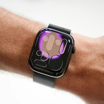 SERIES 11 APPLE LOGO (ALLOW TO OPEN)